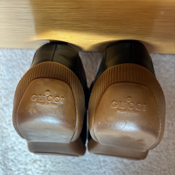 Vintage men’s GUCCI driving loafers main image 4